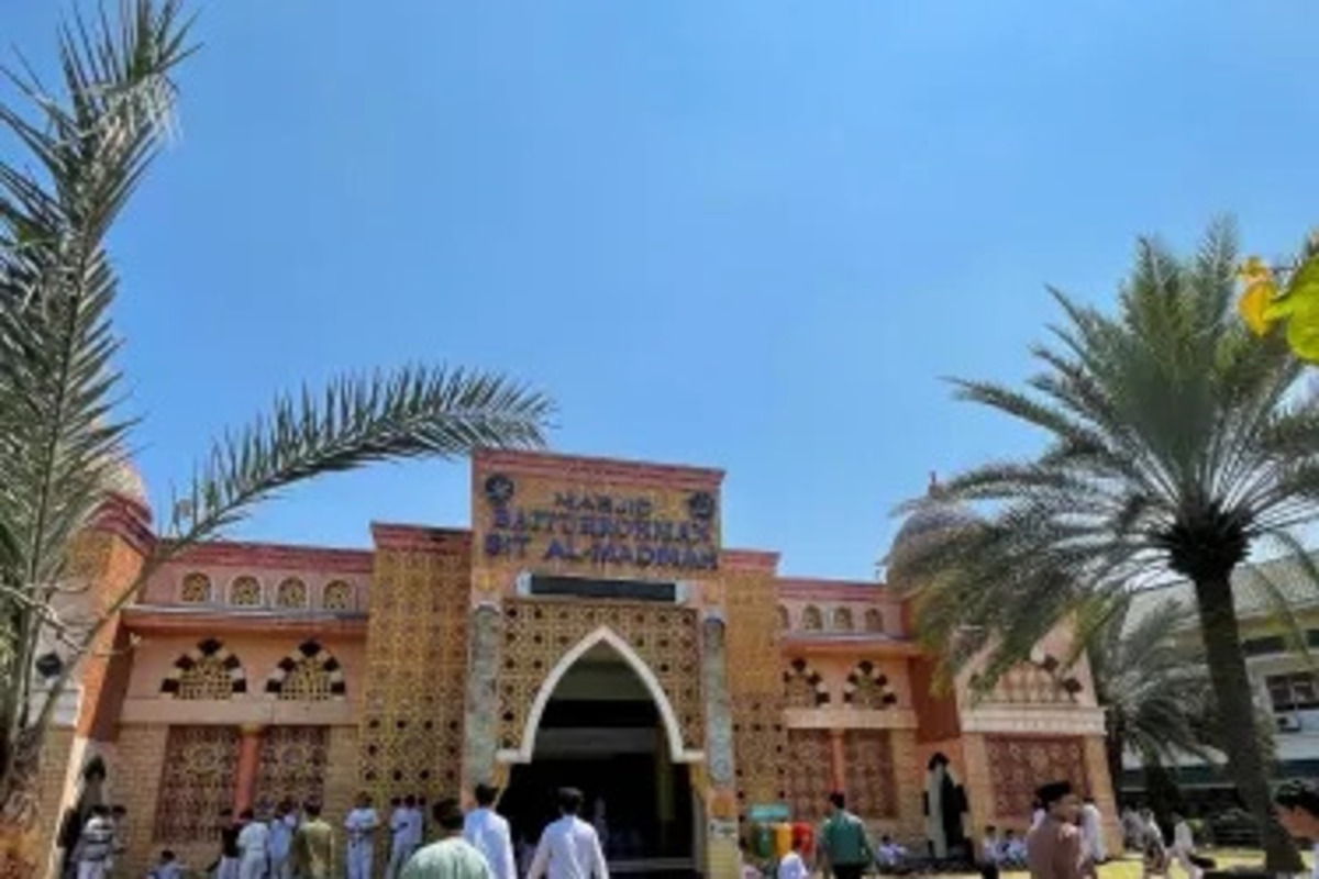 TKIT Al Madinah Bogor dapat dipandang sebagai salah satu taman kanak-kanak unggulan di Kota Bogor dalam konteks pendidikan anak usia dini.